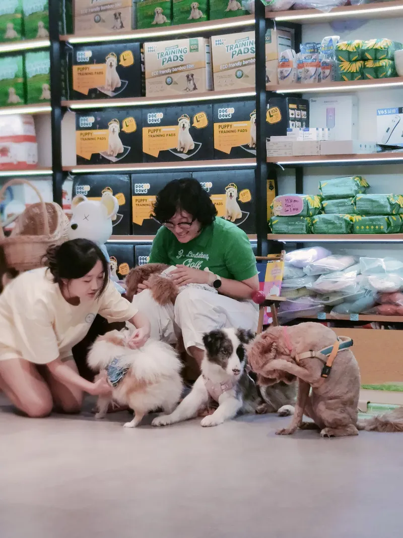 Pet social event hosted at Furrest Pets
